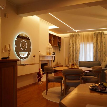Daphne Luxury Apartment Kastoria Bagian luar foto