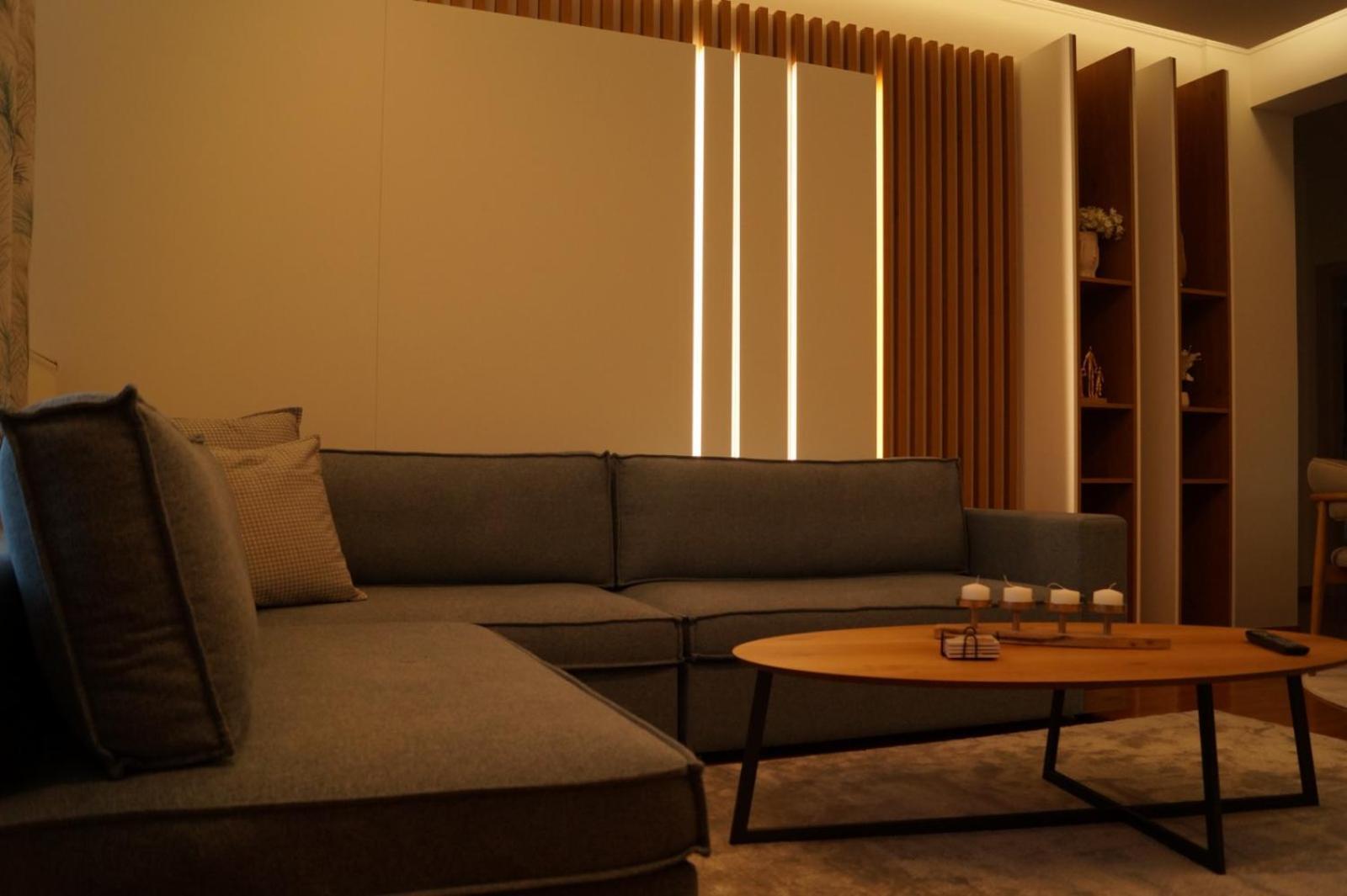 Daphne Luxury Apartment Kastoria Bagian luar foto