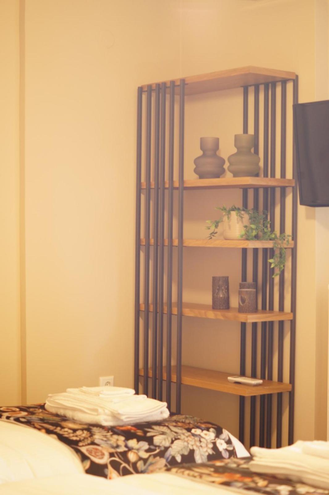 Daphne Luxury Apartment Kastoria Bagian luar foto